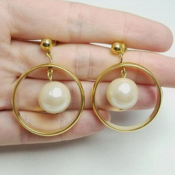 Vintage Dangle Faux Pearl Hoop Earrings, Gold Tone, Stud, Unsigned Estate - Picture 1 of 6